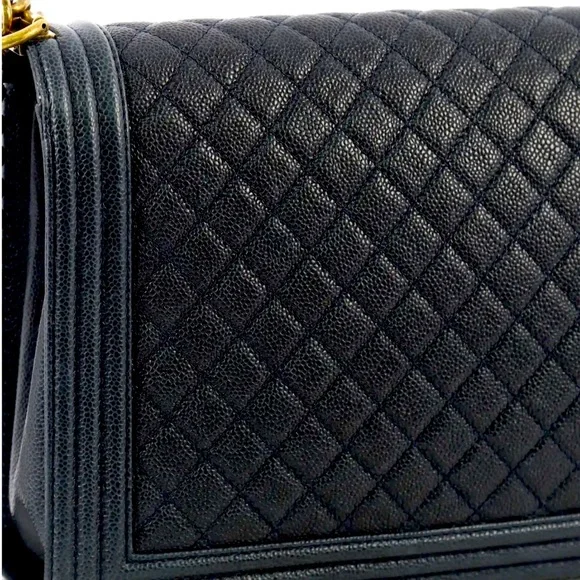 BNIB! VERY RARE! CHANEL BOY JUMBO Large Flap Messenger Shoulder Bag Black CAVIAR - Picture 4 of 17